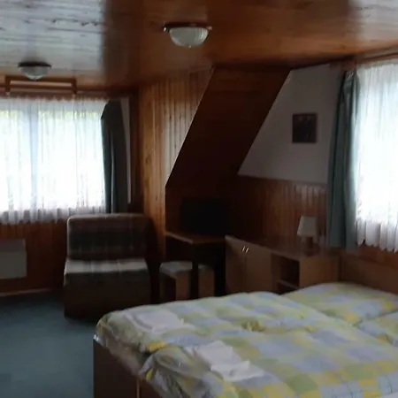 Chata Na Souši Penzion Desná